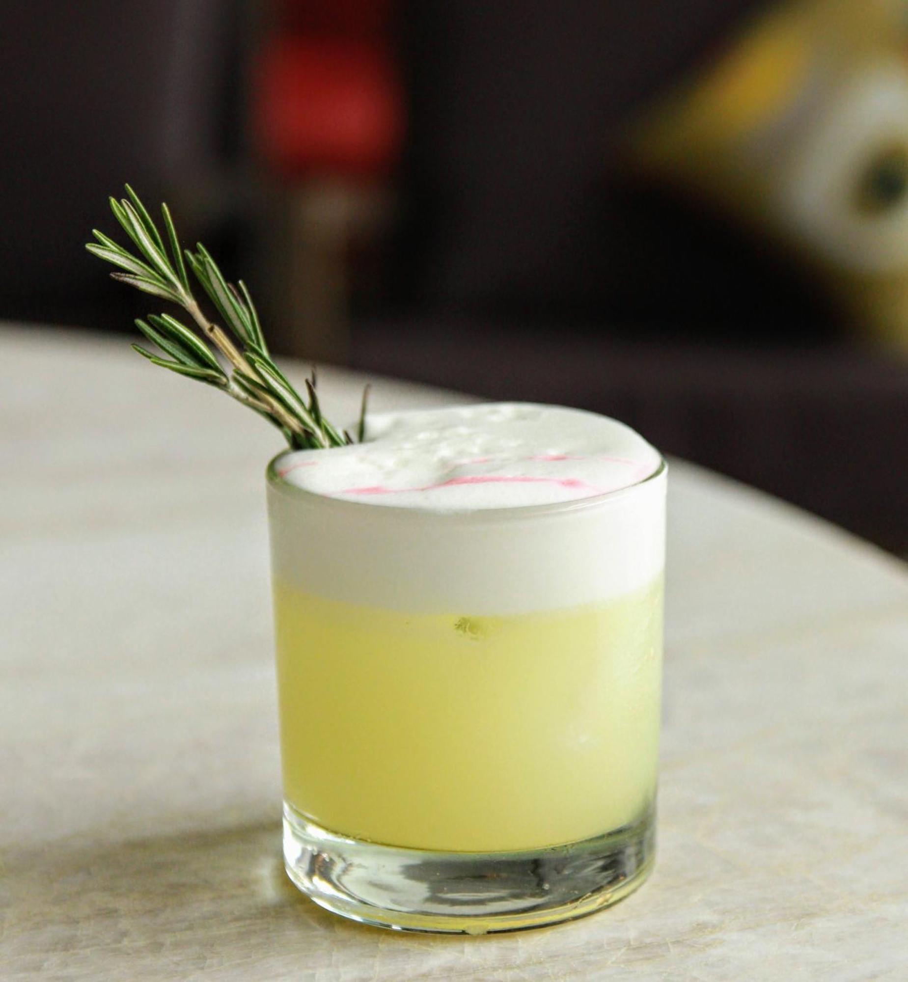 Metria Hotel Леон Экстерьер фото A French 75